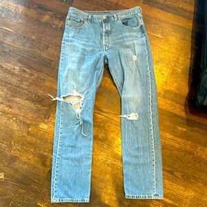 Levi 501 Button Up Jeans